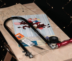 Заготовка из фанеры Настенная ключница Веселая корова для выпиливания лобзиком (375/1S)